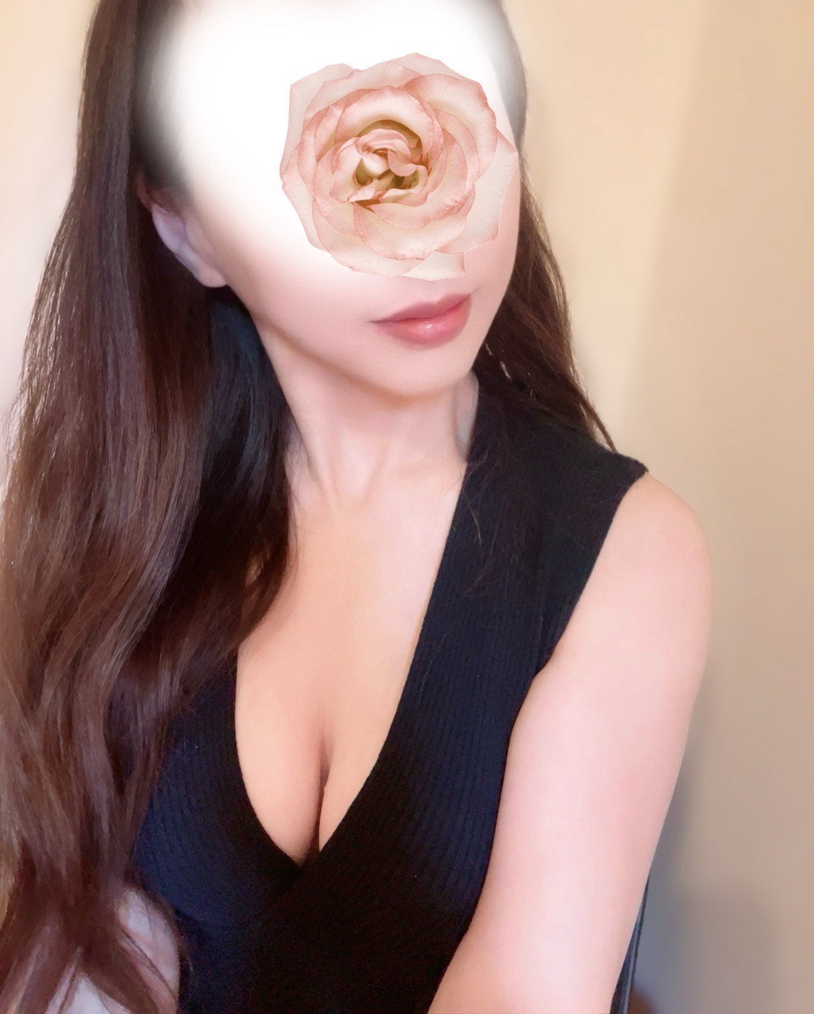 オーナー猫「るくお」のプレミアム美女ファイル「みなと」